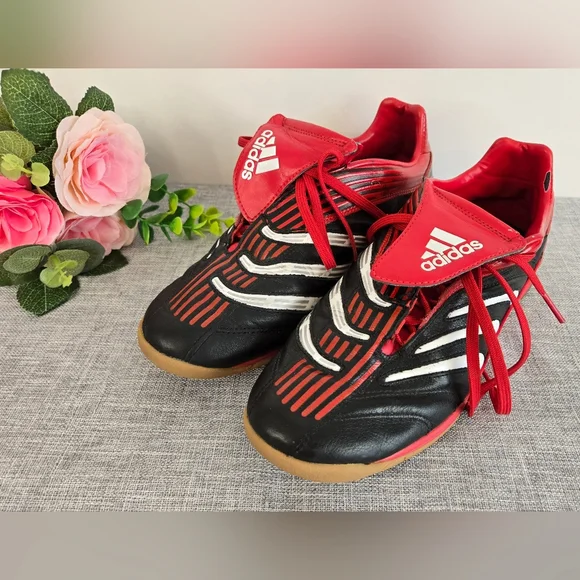 Rare Adidas Predator Absolute Absolion IC Red & Black Size US 7 Soccer Trainers - Picture 1 of 11